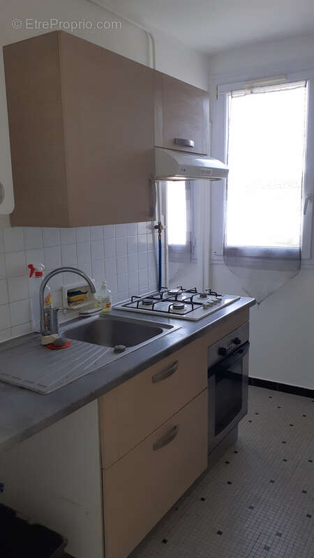 Appartement à EZANVILLE