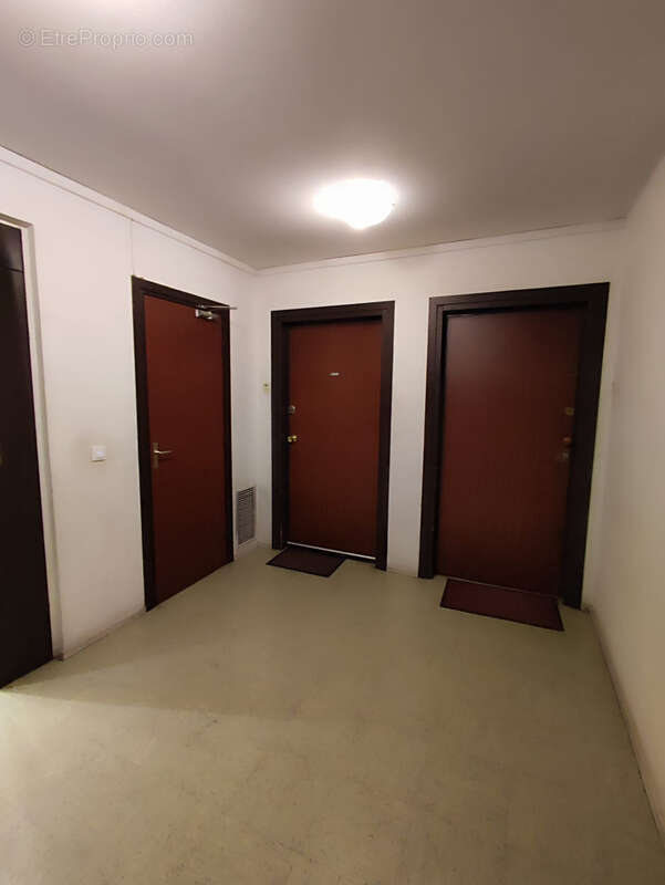 Sevran - T3 de 71.8m2 - 1er étage avec parking Balcon 2 SDB - photo 12