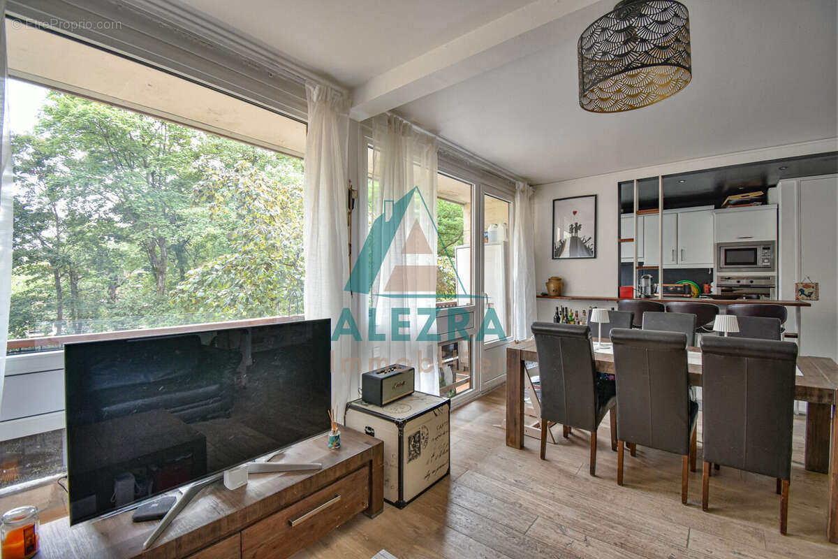 Appartement 85 m² à La Celle-Saint-Cloud  - photo 4
