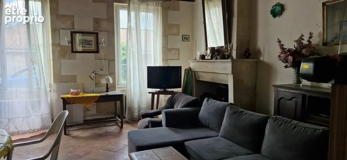 belle maison pierre carreaux de gironde cheminée parquets et jardin - photo 4