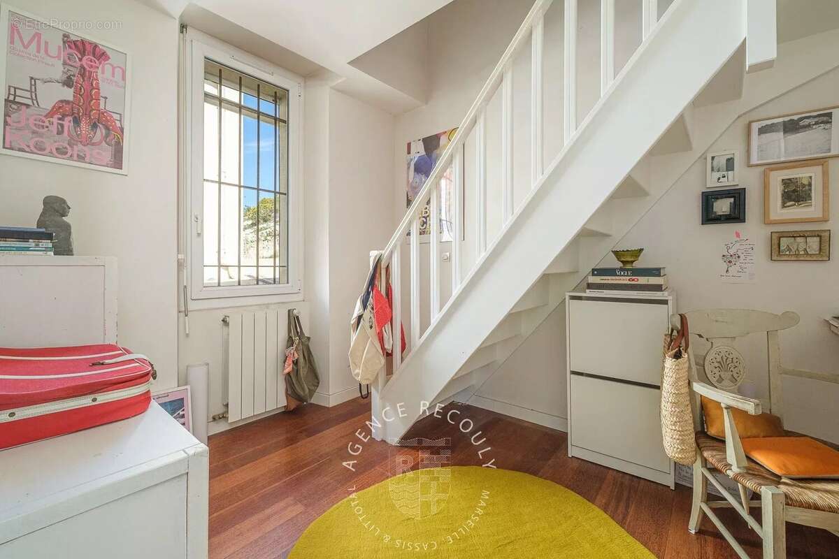 Maison à MARSEILLE-7E