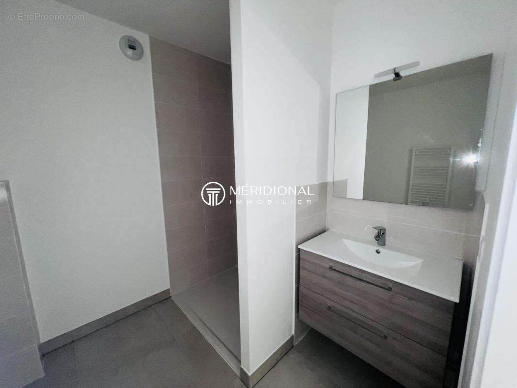 Appartement à NIMES