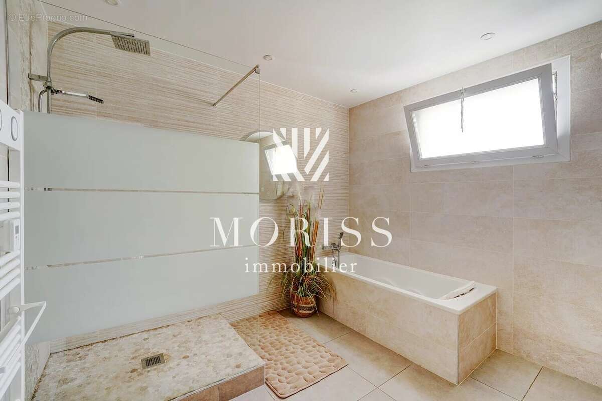 Maison à NEUILLY-PLAISANCE