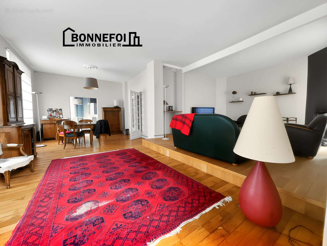 Maison à CHAMPIGNY-SUR-MARNE