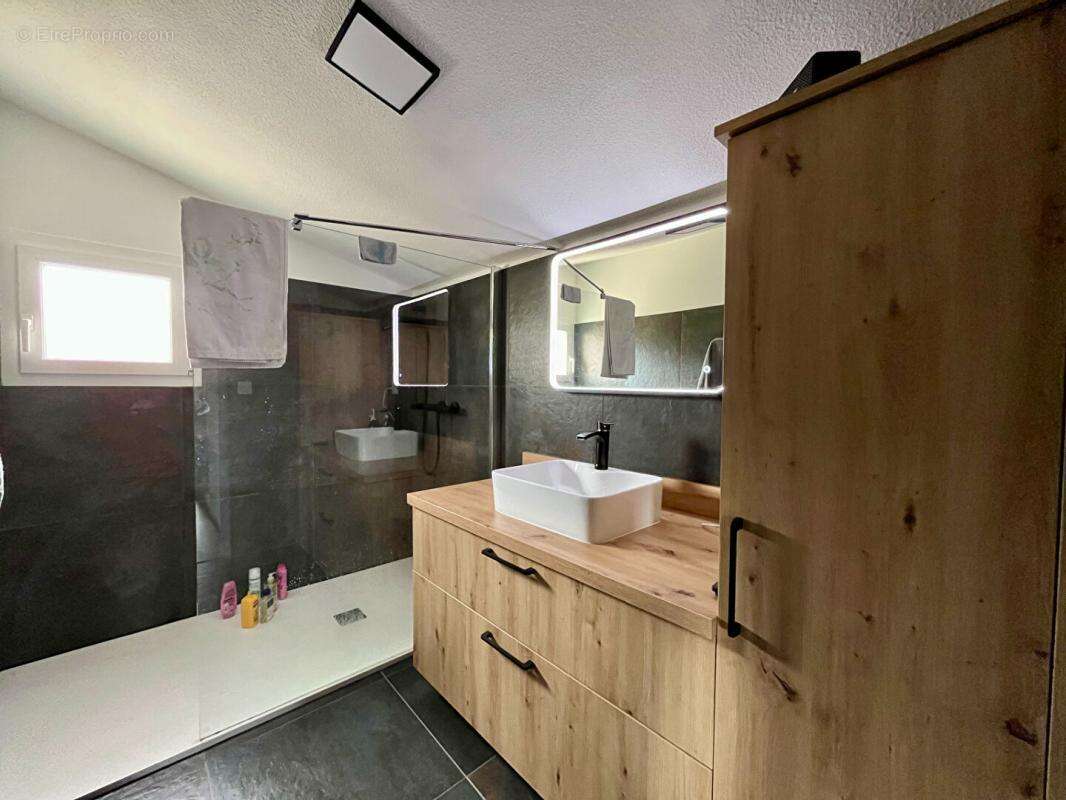 Maison à COLAYRAC-SAINT-CIRQ