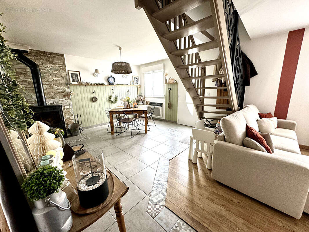 Maison à COLEMBERT