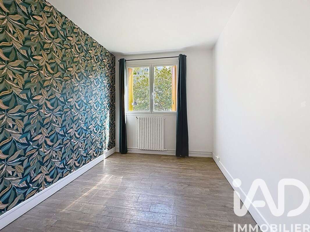 Photo 5 - Appartement à LA GARENNE-COLOMBES