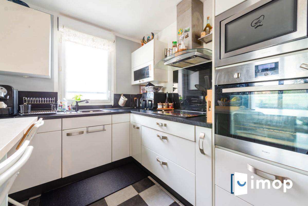 Appartement à AUTEUIL
