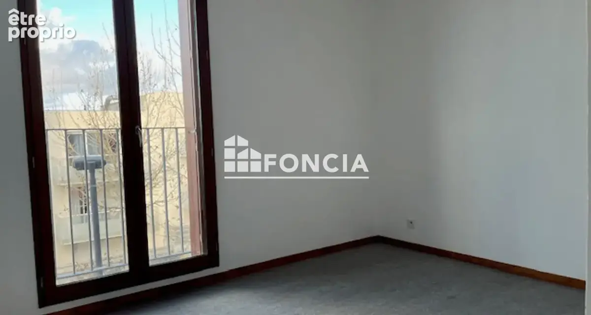 Appartement type 3 en duplex avec balcon et parking privatif en sous-sol - photo 7