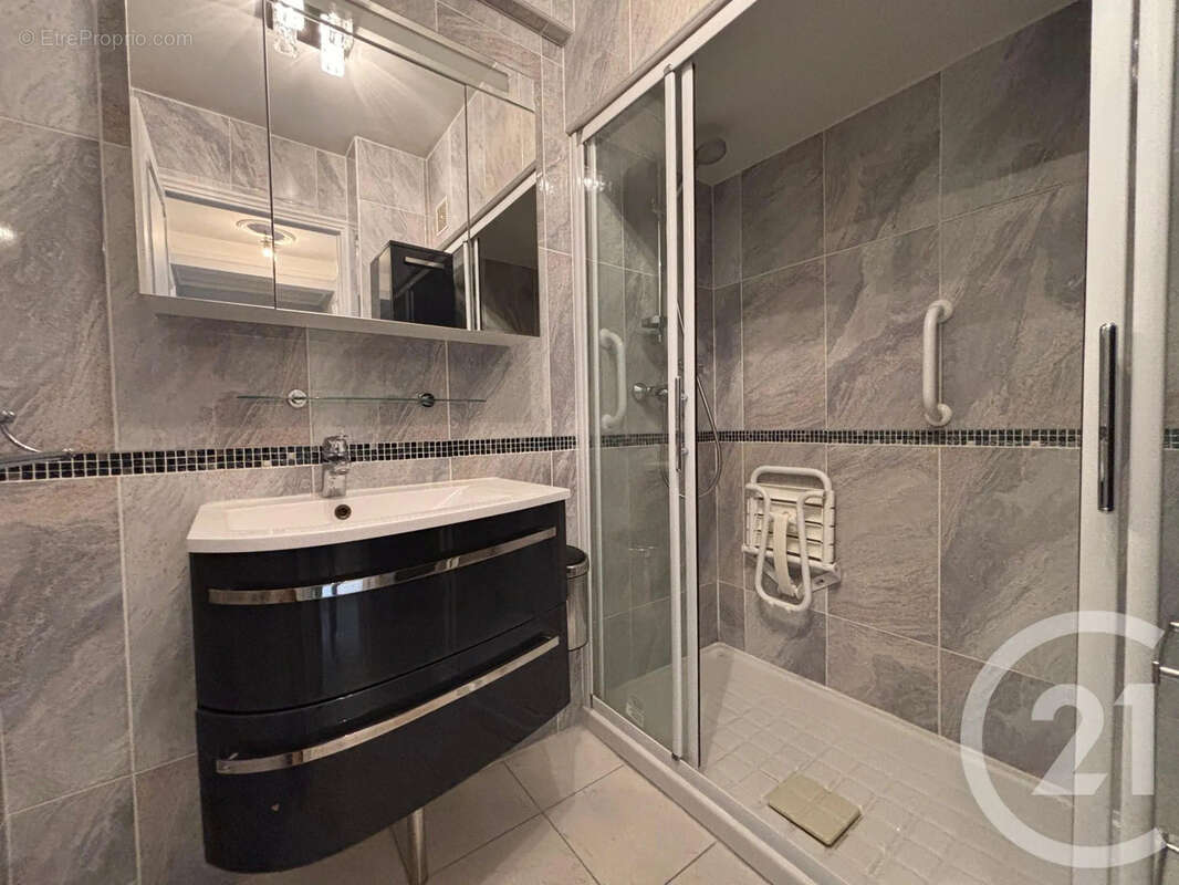 Appartement à LE CANNET