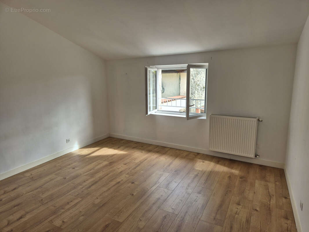 Maison à SAUVETERRE-DE-GUYENNE