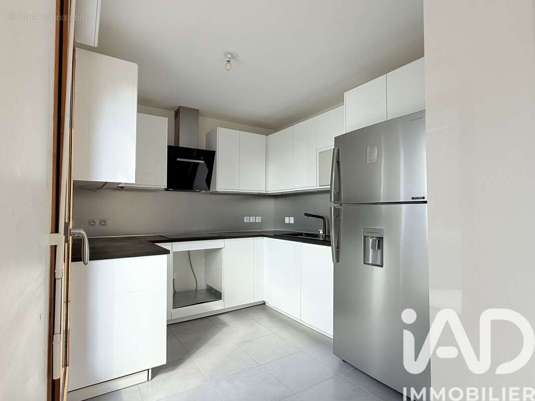 Photo 4 - Appartement à BUSSY-SAINT-GEORGES