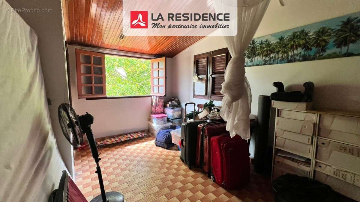 Maison à RIVIERE-SALEE