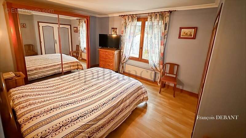 Maison à SOMMEPY-TAHURE
