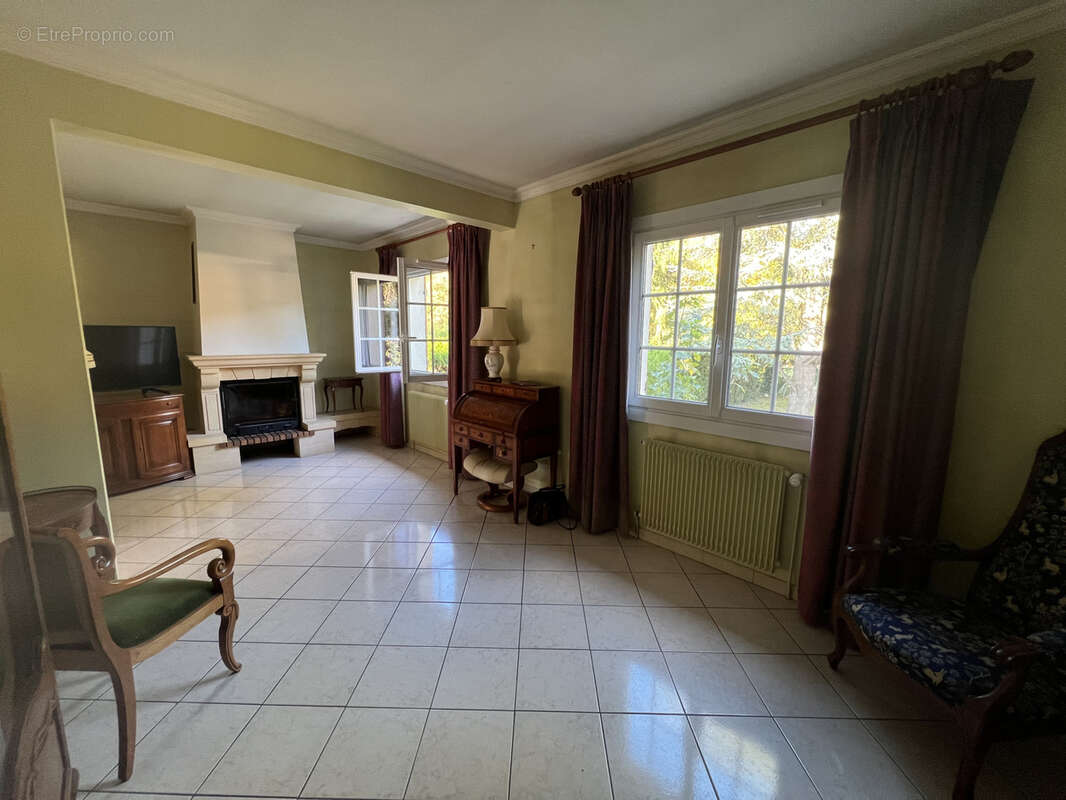 Maison à PONTHEVRARD