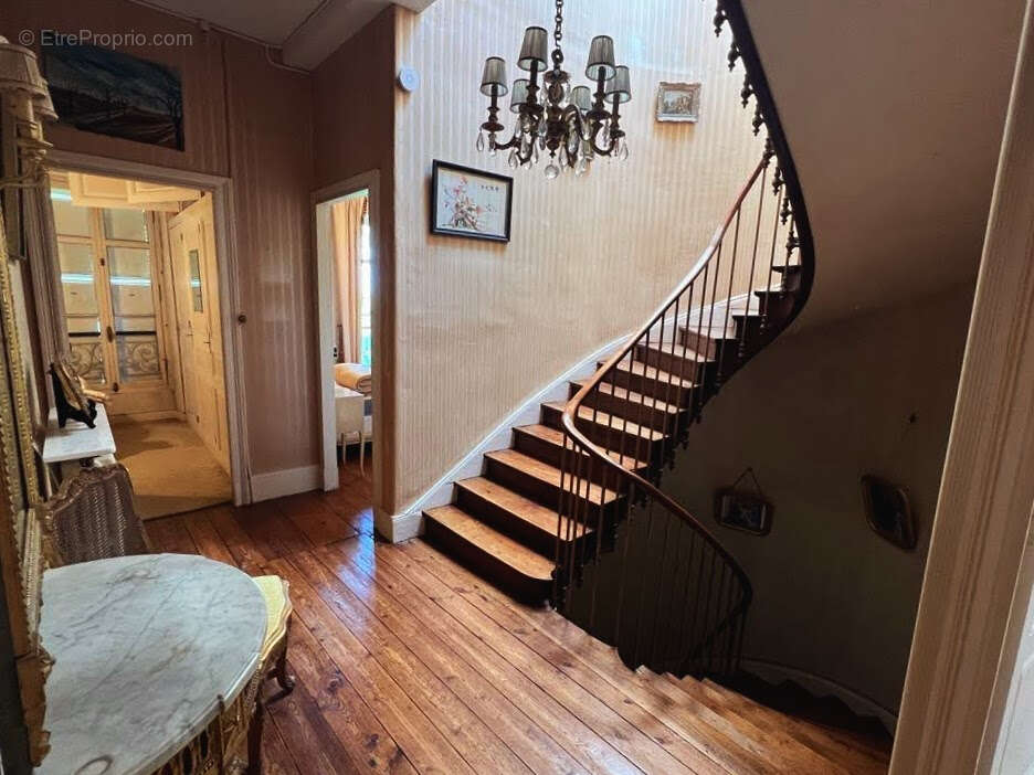 Maison de maître Sorges et Ligueux en Perigord pièce(s) 200 m2 - photo 8