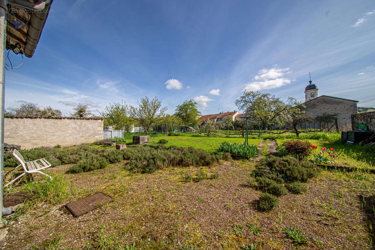 Maison à LIGNY-EN-BARROIS