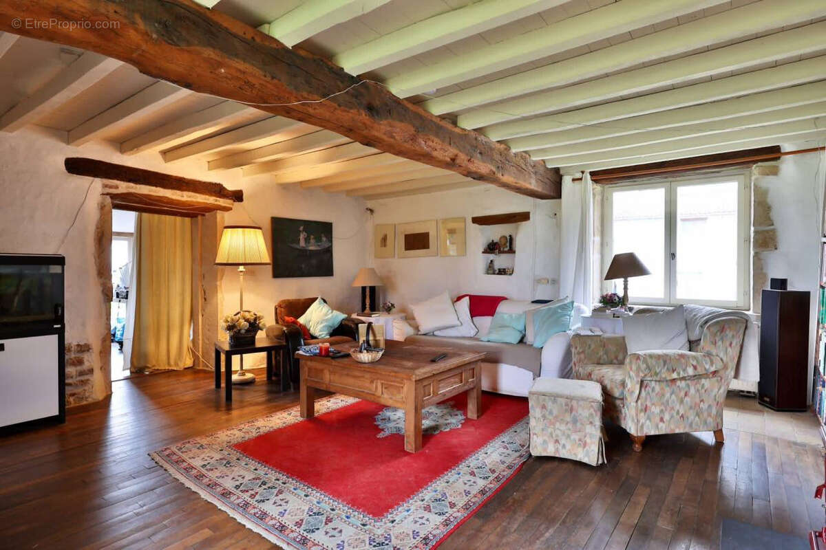 Maison à VILLEFRANCHE-SUR-SAONE