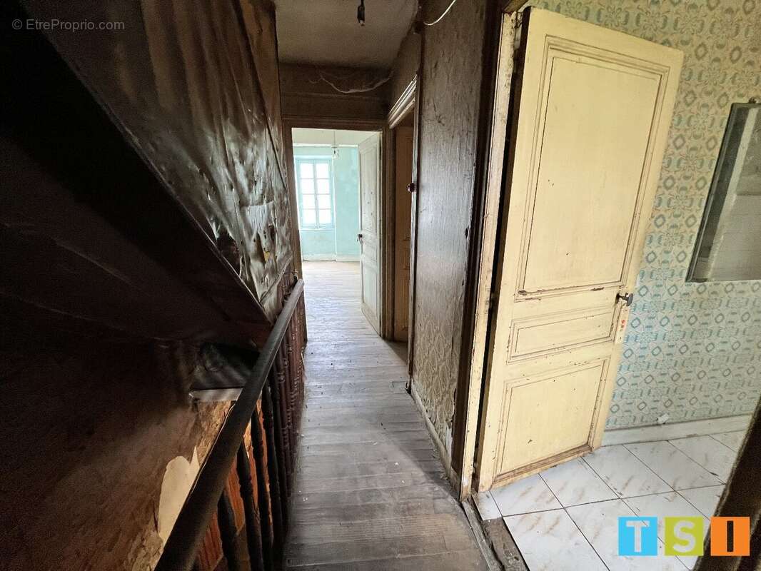 Maison à LOURES-BAROUSSE