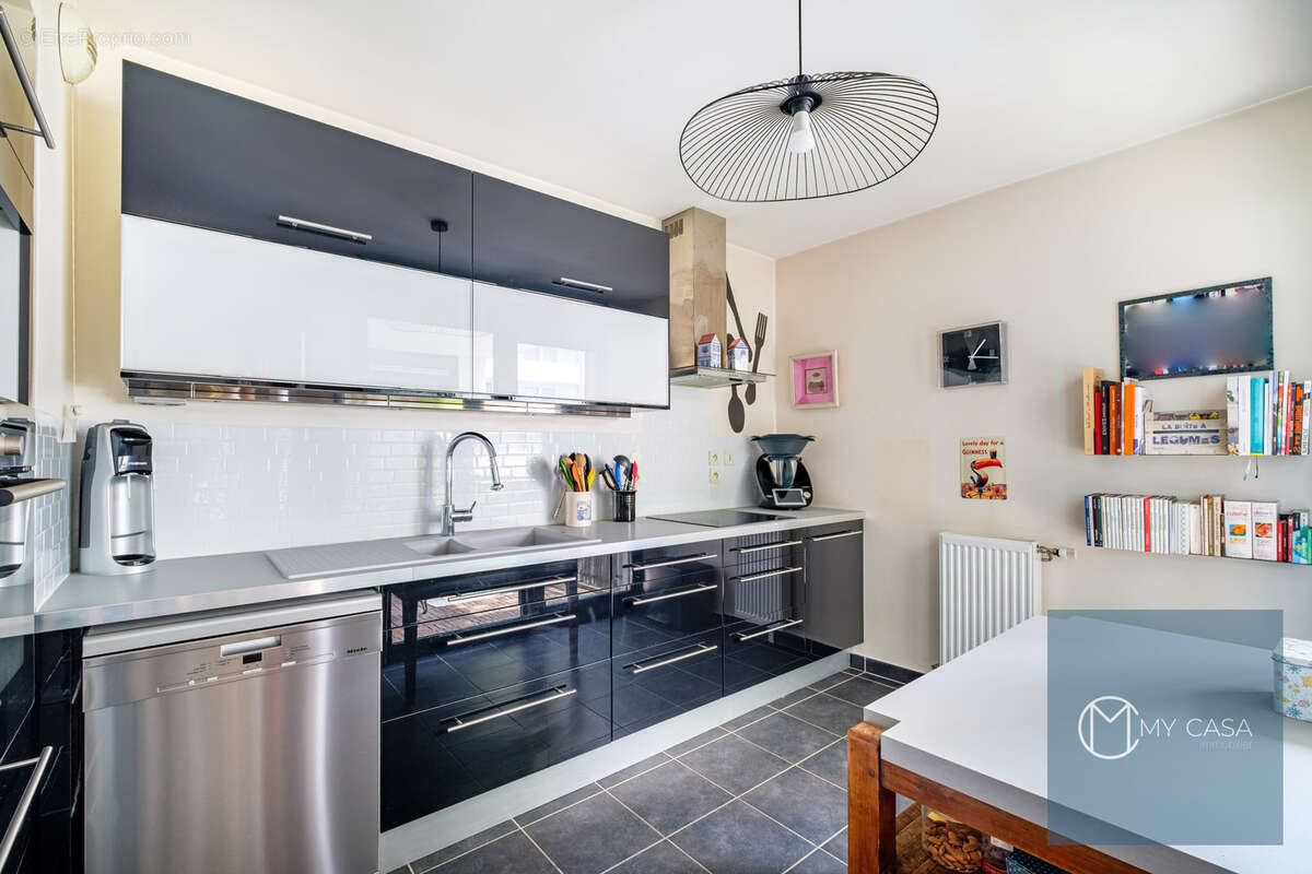 Appartement à LYON-8E