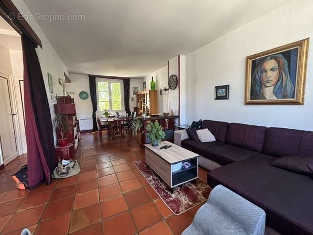 Maison à CIRES-LES-MELLO