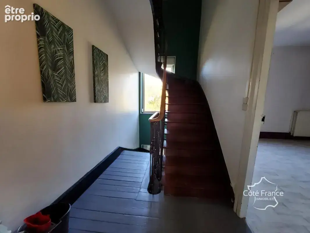 EXCLUSIVITÉ   IDÉAL FAMILLE. Revin (08). Maison cinq chambre - photo 9