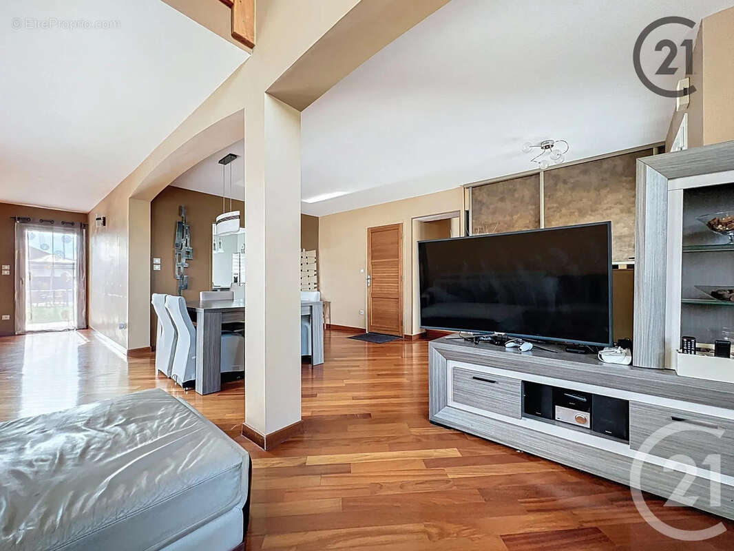 Maison à BAZANCOURT