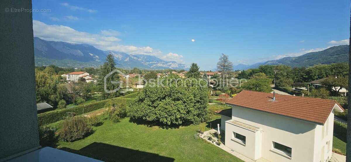 Appartement à DOMENE