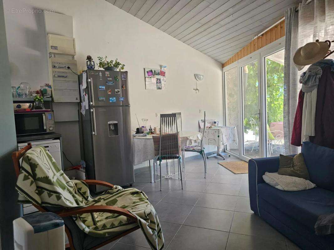 Maison de 10 pièces de 250 m² à Pardaillan - photo 10