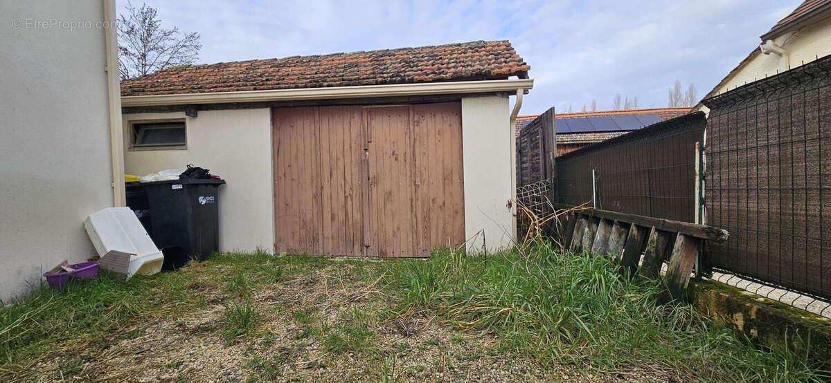 Maison à SAINT-LAURENT-DES-VIGNES