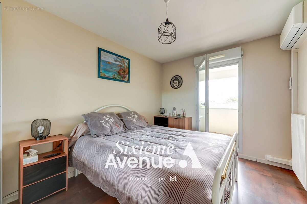 Appartement à DECINES-CHARPIEU