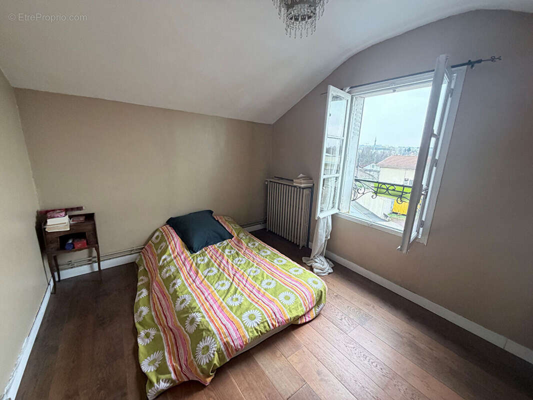 Maison à CHAMPIGNY-SUR-MARNE