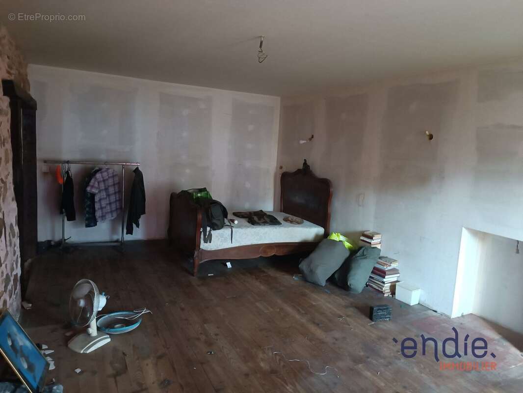 Maison à SAINT-DESIRE