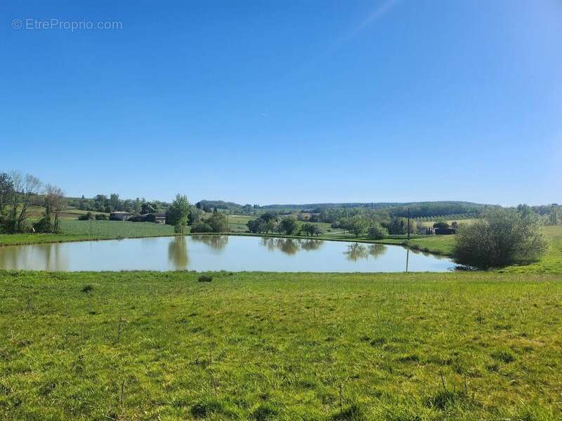 Terrain à VILLENEUVE-SUR-LOT