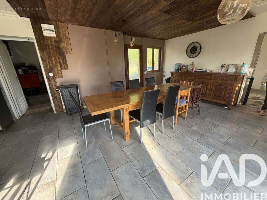 Photo 6 - Maison à LANDIVISIAU