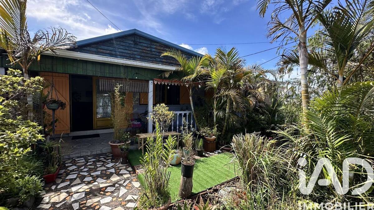 Photo 1 - Maison à SAINT-PIERRE