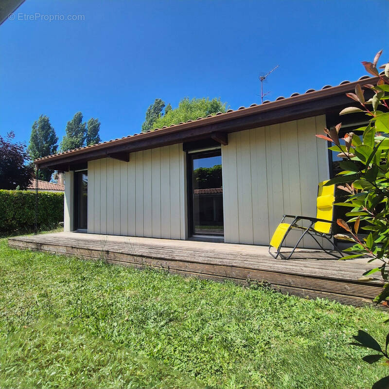 Maison à VILLENAVE-D'ORNON