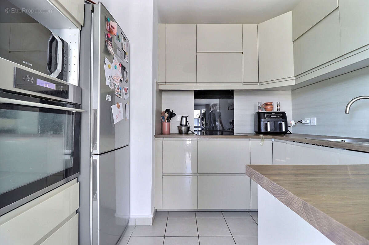 Appartement à COLOMBES