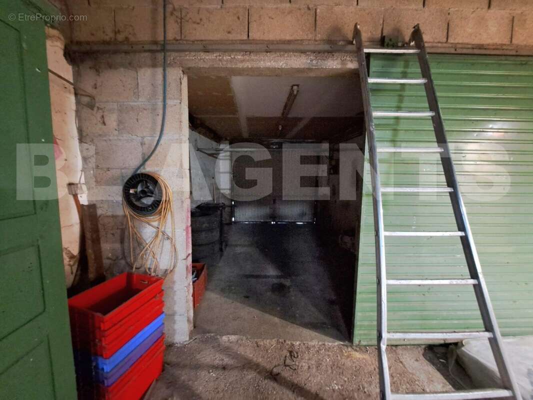 WhatsApp Image 2024-11-28 at 09 - Maison à MOUZAY