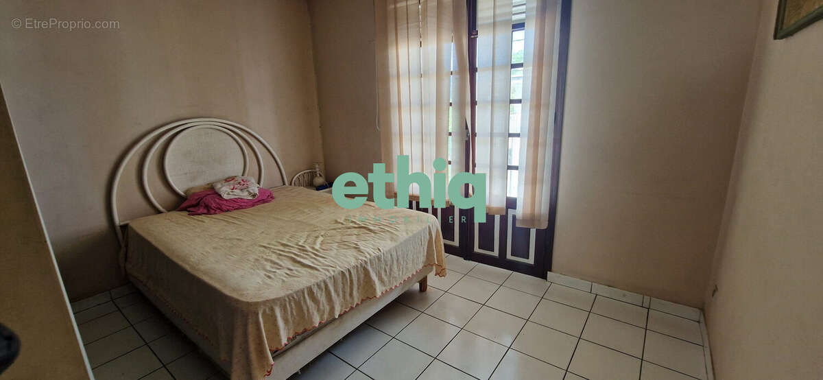 Maison à CAPESTERRE-BELLE-EAU