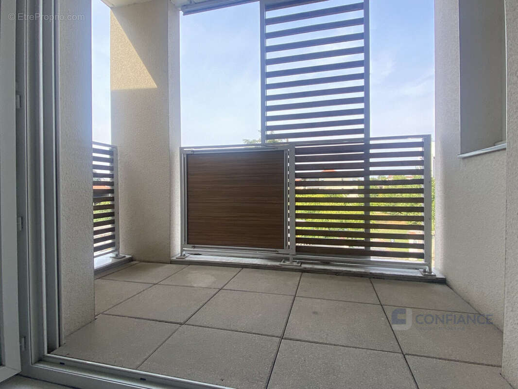 Appartement à RILLIEUX-LA-PAPE