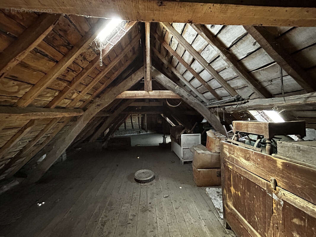 Ensemble immobilier à fort potentiel - photo 8