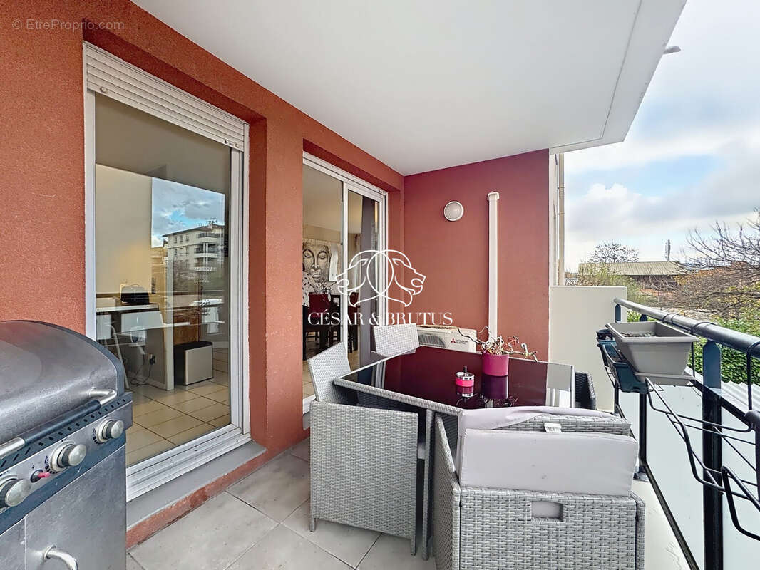 Appartement à VENISSIEUX