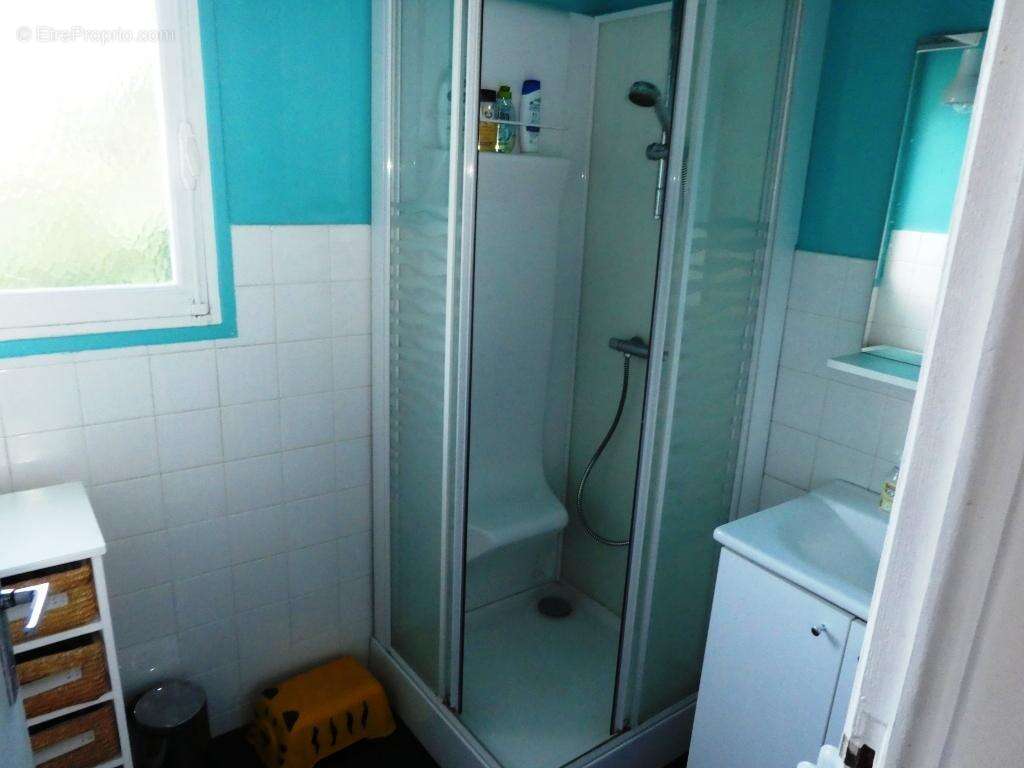 Maison 70 m² à Priziac  - photo 9