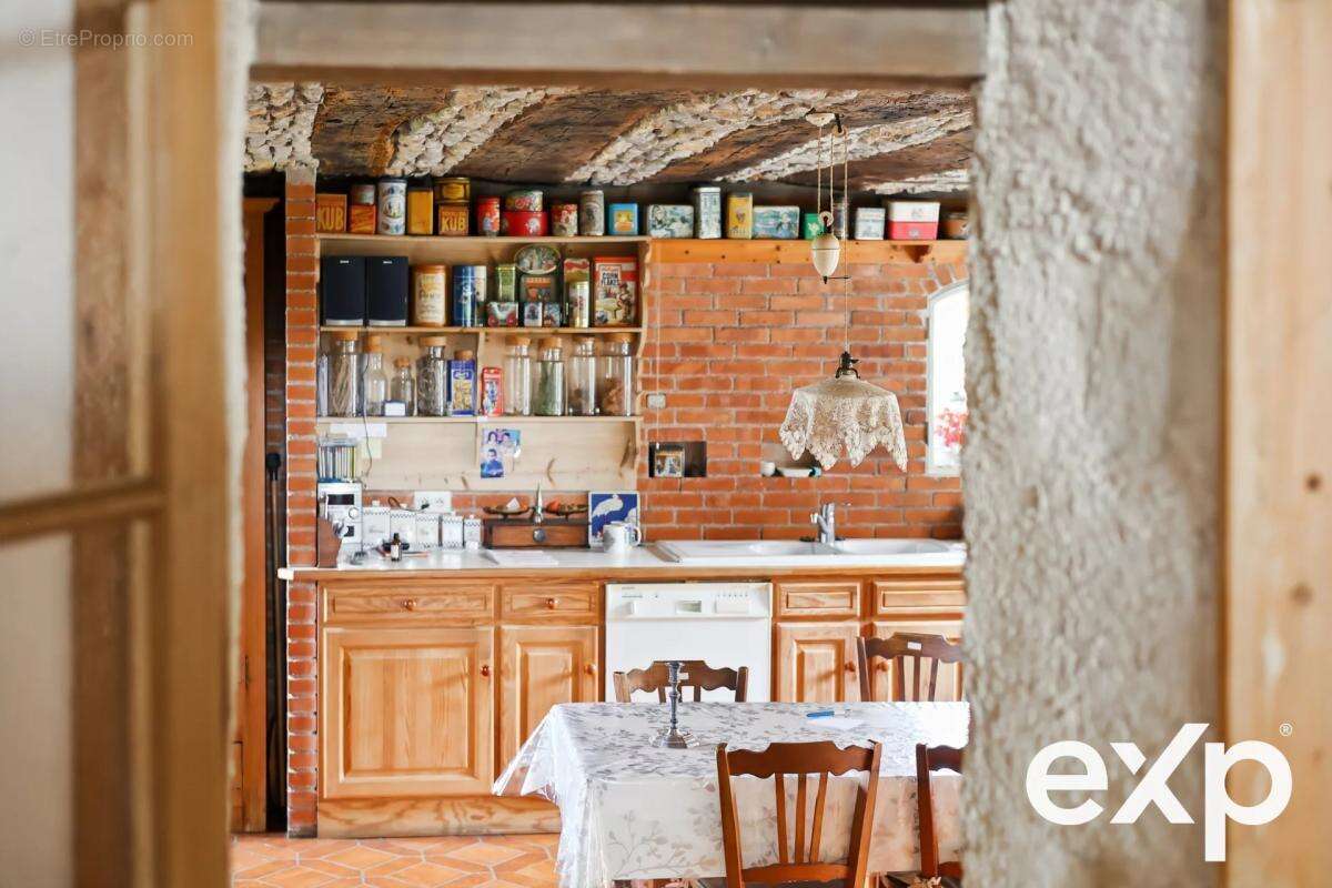 Maison à MONTFERRAND-LE-CHATEAU