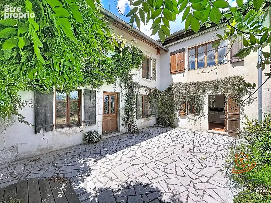 Maison Farges 8 pièce(s) 319 m2 - photo 2