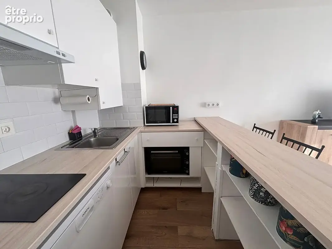T2 équipé avec terrasse et superbe vue dégagée - photo 11