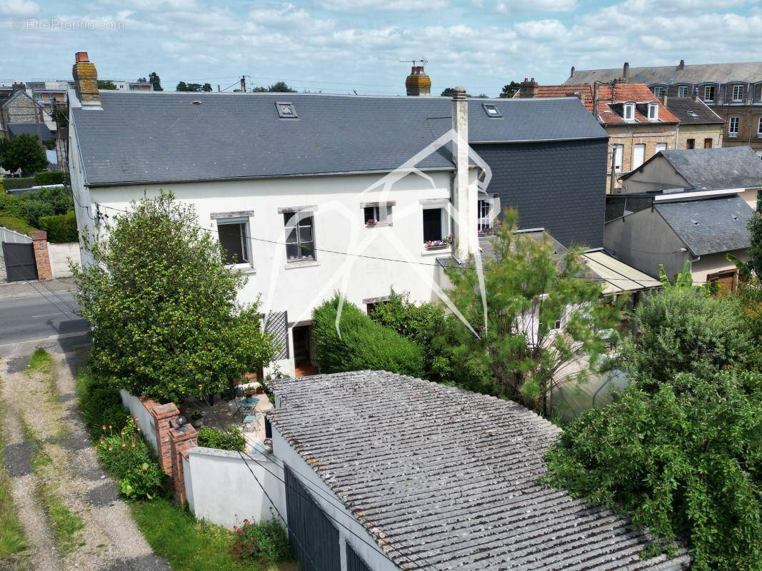 Appartement à CAUDEBEC-LES-ELBEUF