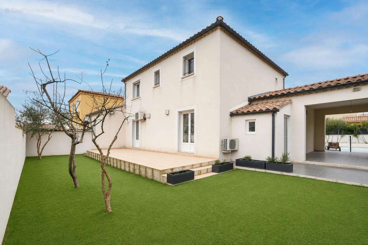 Maison contemporaine avec piscine à Saint-Gilles - photo 14