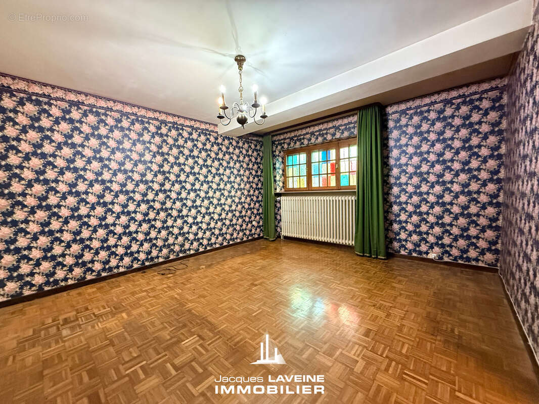 Maison à MAIZIERES-LES-METZ